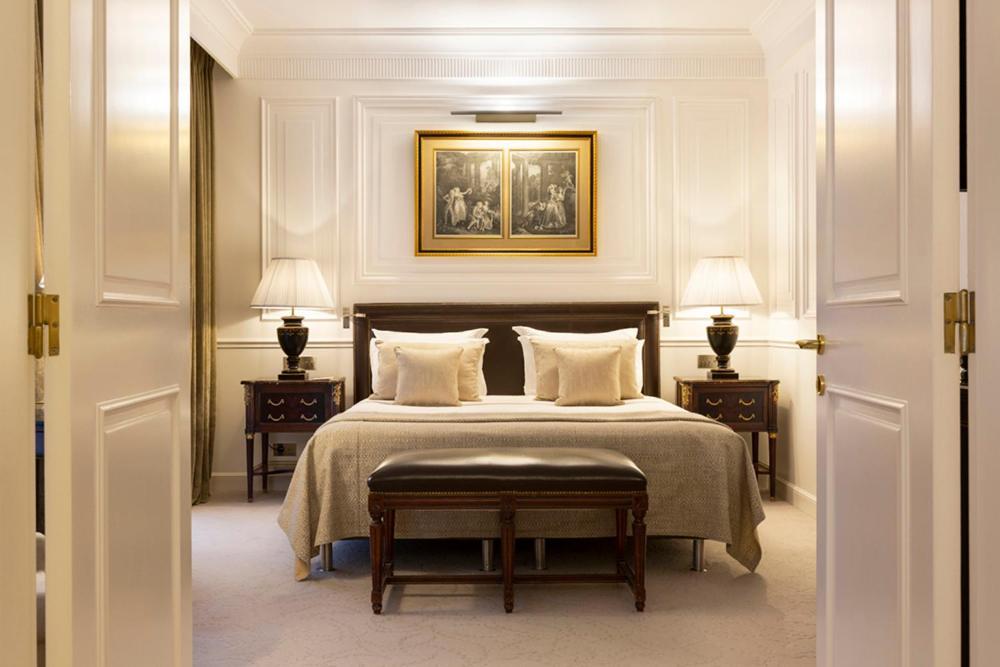 Francois 1Er Hotel Paris Bagian luar foto