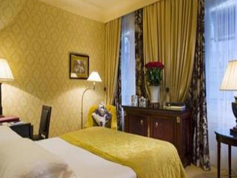 Francois 1Er Hotel Paris Bagian luar foto