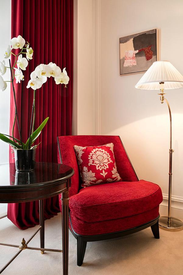 Francois 1Er Hotel Paris Bagian luar foto